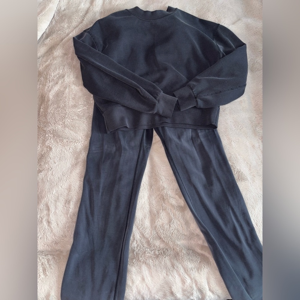 Lululemon Softstreme Black Set